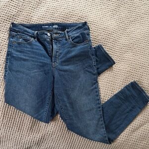 Old Navy Women's Built In Warm Skinny Jeans